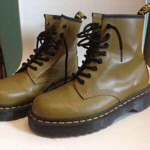 Dr. Martens Boots- Funky, New, Mustard Yellow
